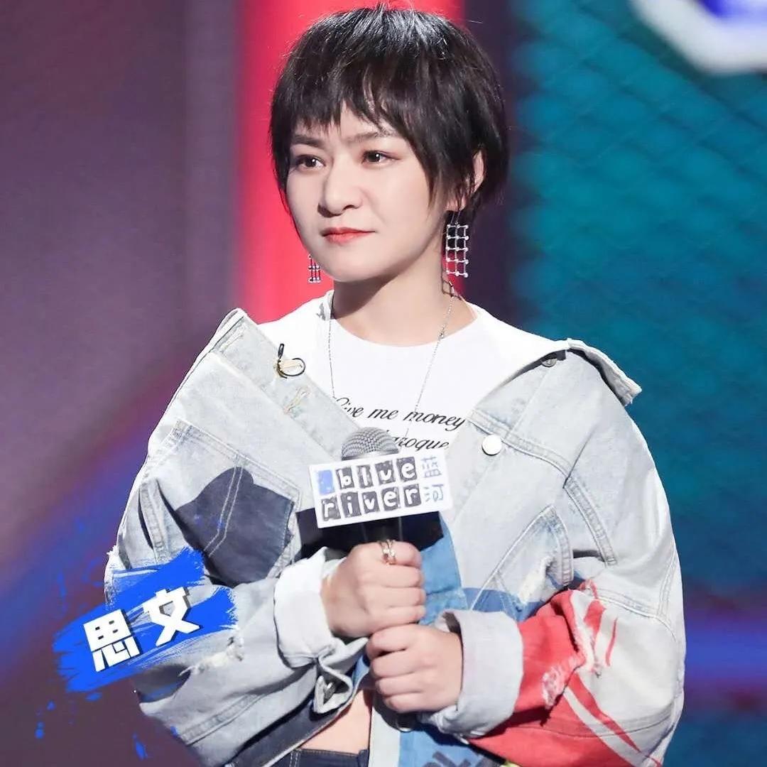 李雪琴早期吐槽揭示公众人物的真实面貌