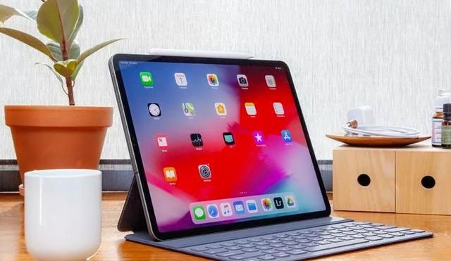 iPad最早款玫红色的独特魅力及其影响
